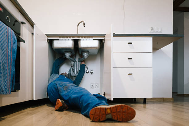 Professional Leak Detection technician working in New Trenton, IN